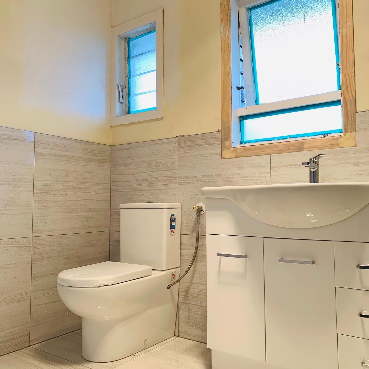 Chicago bathroom after full remodel by Goodman Painters and Decorators